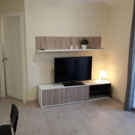Nuevo y acogedor apto en Vielha-Betrén. Con Garaje Appartamento Esterno foto