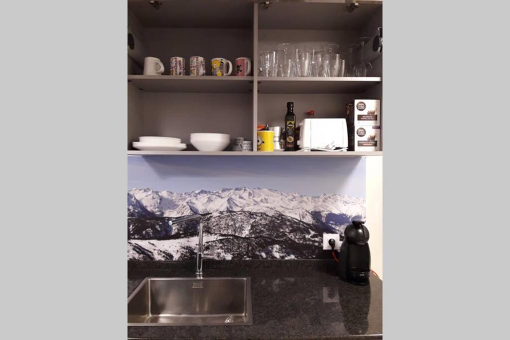 Nuevo y acogedor apto en Vielha-Betrén. Con Garaje Appartamento Esterno foto